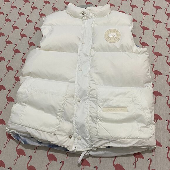 Canada Goose Jackets & Blazers - Unisex White Sleeveless Canada Goose Down Vest